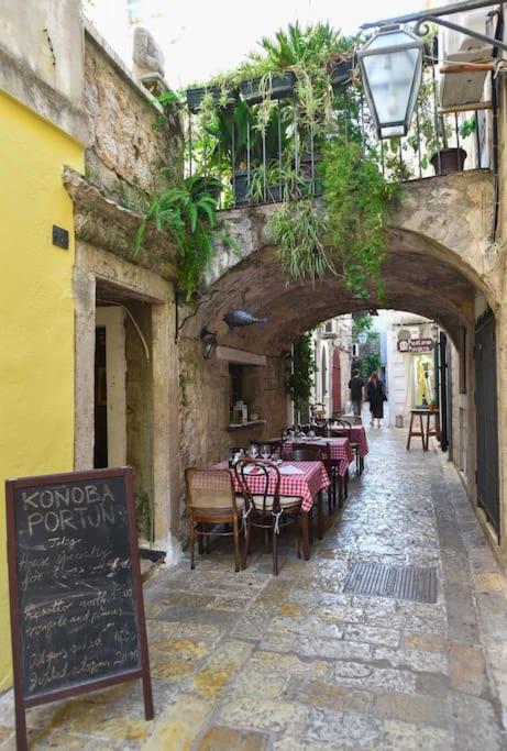 Apartment Perfect Old Town Spot In