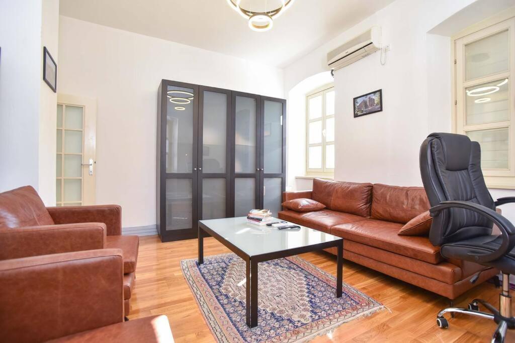 Apartment Perfect Old Town Spot In *