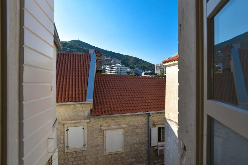 Perfect Old Town Spot In Apartment